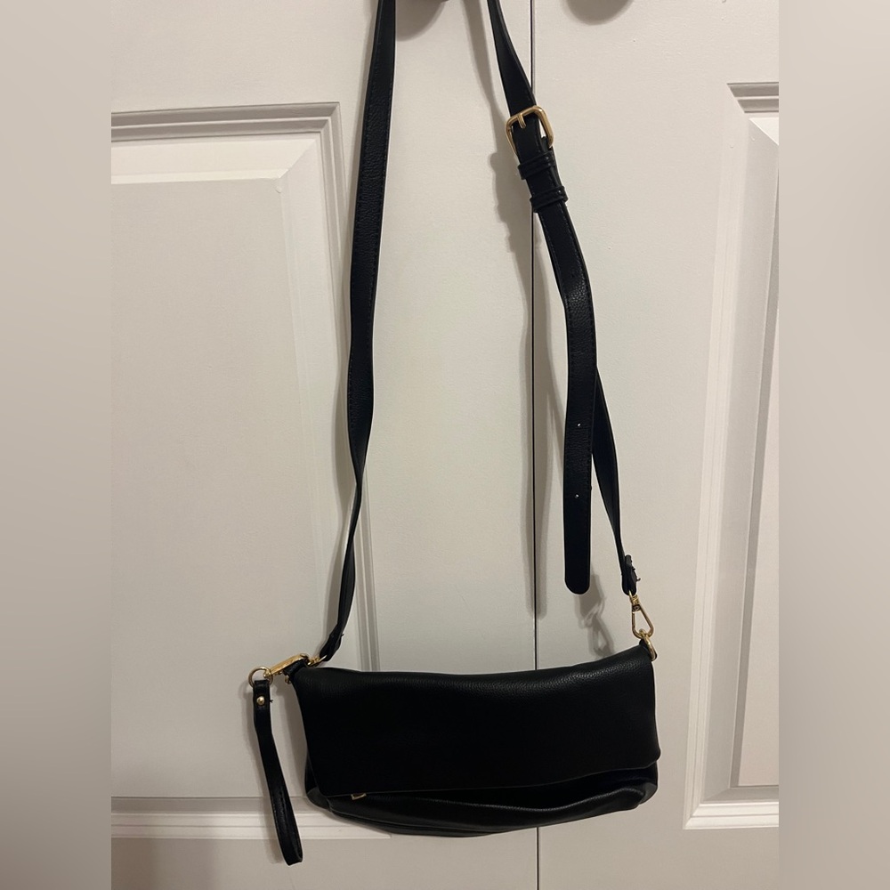 Elegant Black Leather Crossbody Bag